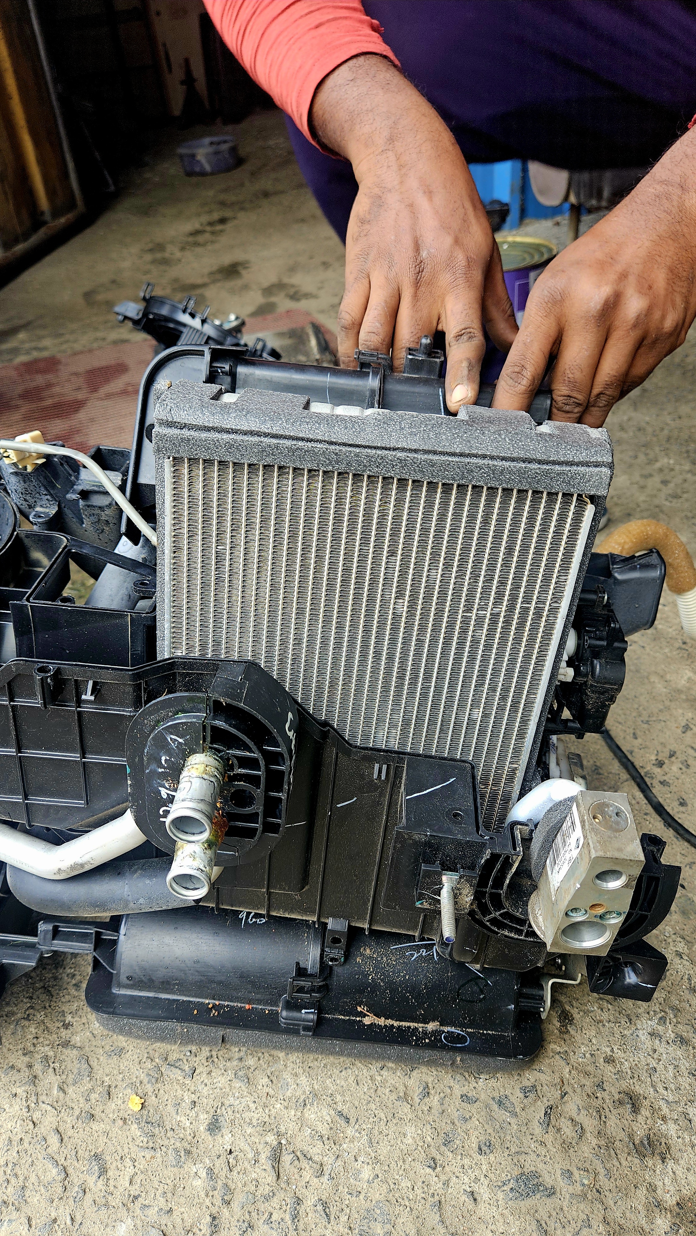 Car AC Service Work 13