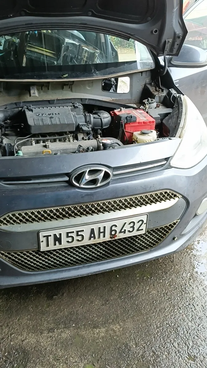 Pick-up and drop service in action — GM Car AC Service collecting vehicle from customer